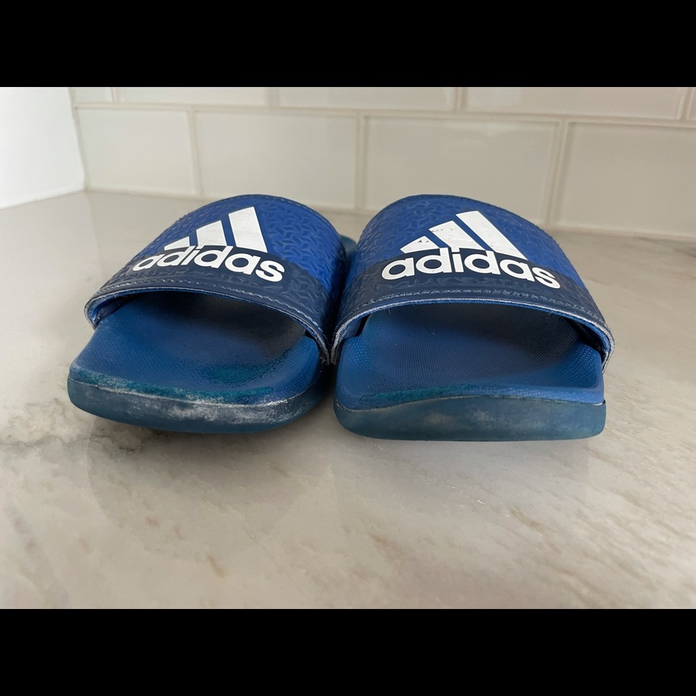 Adidas Adilette Comfort slides, size 11 - Picture 4 of 8